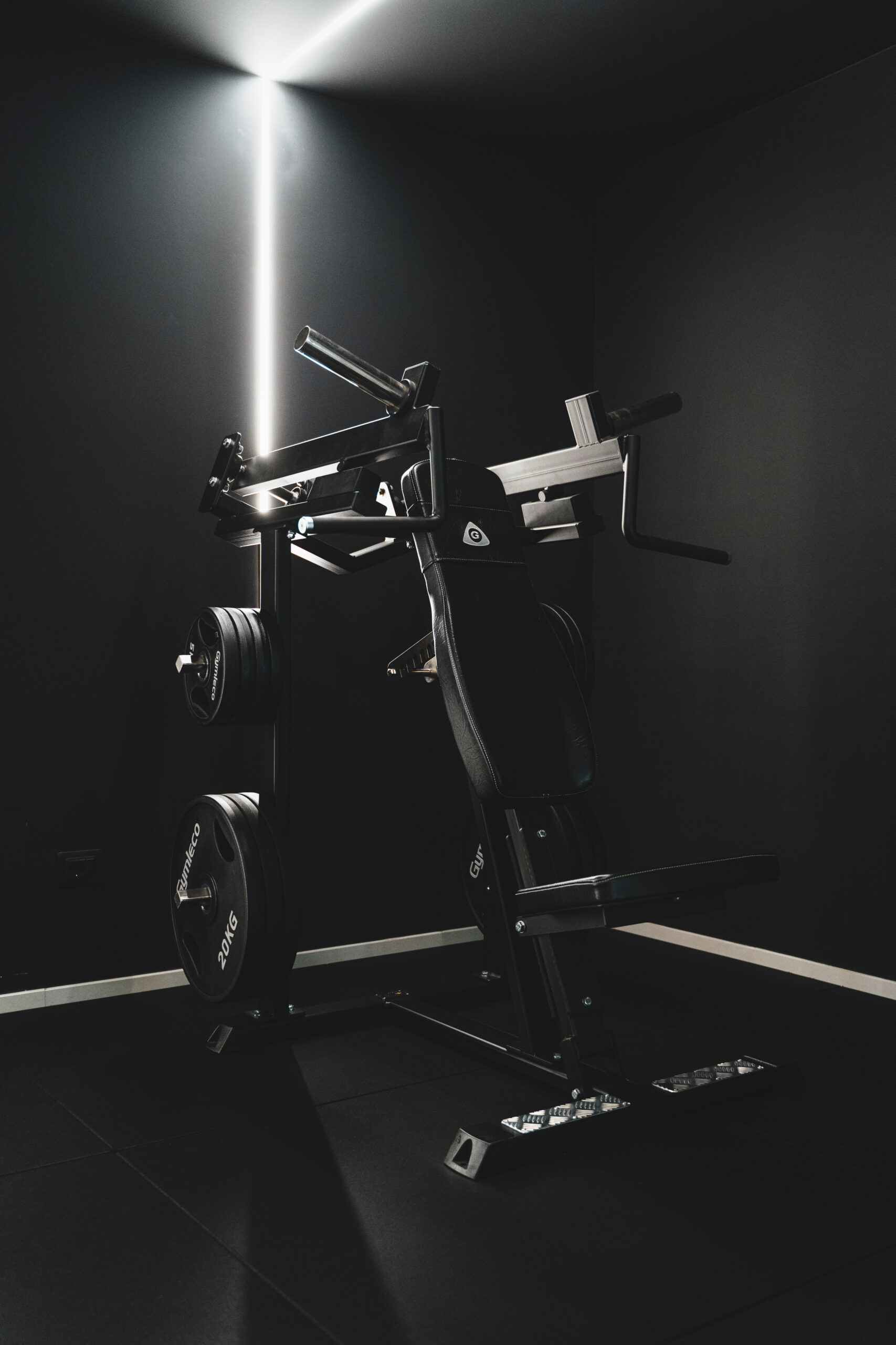 gymleco-030-shoulder-press-studio